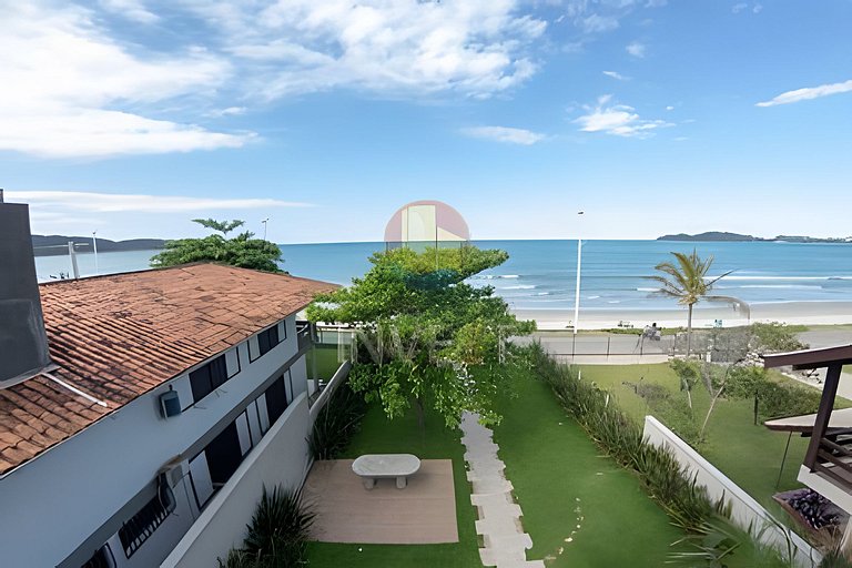 Aluguel Cobertura duplex frente ao mar em Bombas