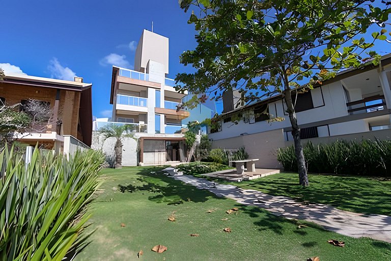 Aluguel Cobertura duplex frente ao mar em Bombas