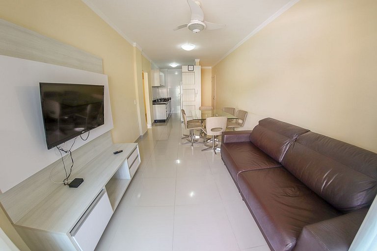 Apartamento 3 dormitórios na praia de Bombas