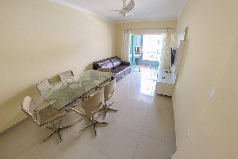 Apartamento 3 dormitórios na praia de Bombas