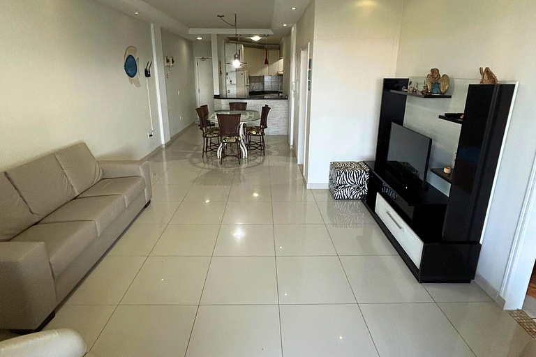 Aluguel Apartamento 3 quartos na avenida principal