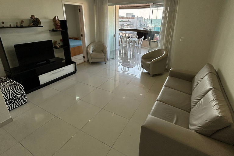 Aluguel Apartamento 3 quartos na avenida principal
