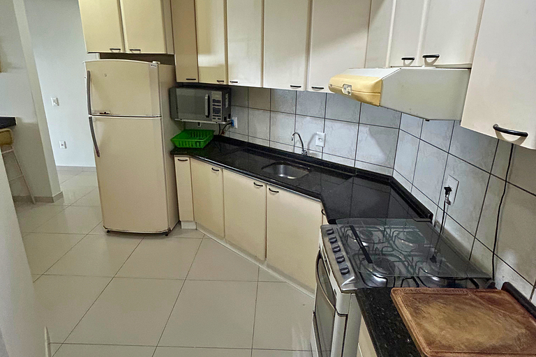 Aluguel Apartamento 3 quartos na avenida principal