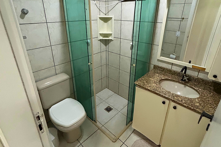 Aluguel Apartamento 3 quartos na avenida principal