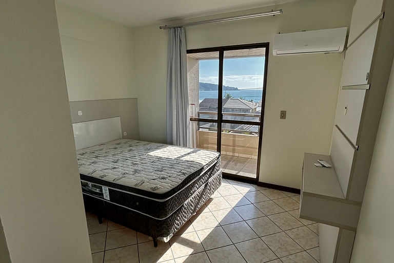 Aluguel Apto de frente 2 quartos e vista mar