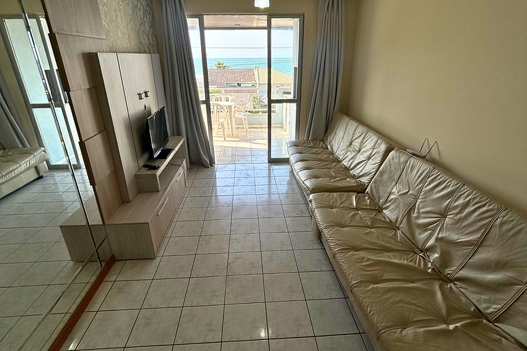 Aluguel Apartamento de frente com vista para o mar
