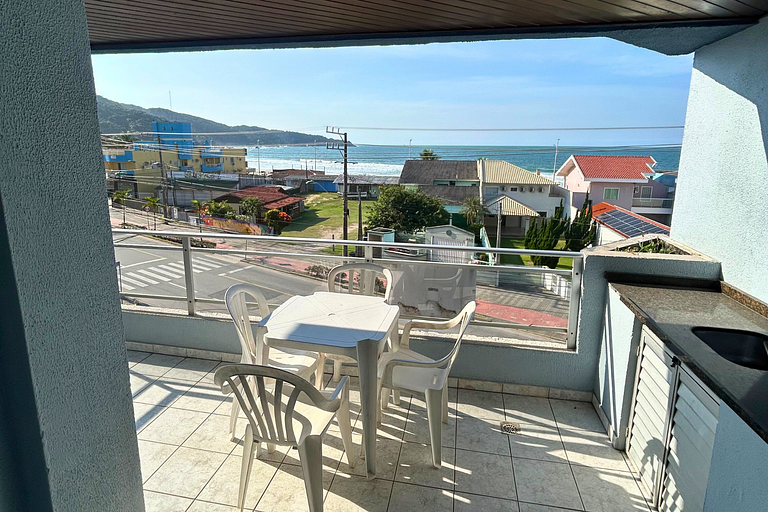 Aluguel Apartamento de frente com vista para o mar