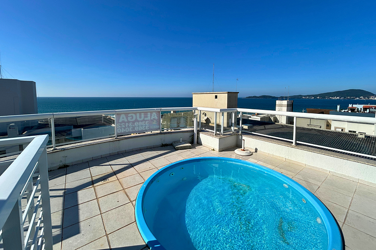 Aluguel Cobertura com piscina e vista mar emBombas