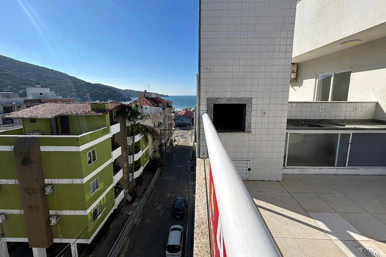 Aluguel Cobertura com piscina e vista para o mar